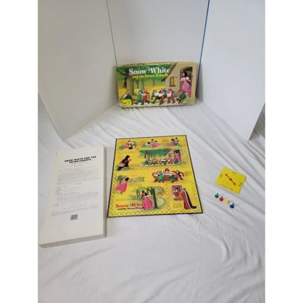 Cedaco Vintage 1977 Snow White and The Seven Dwarfs Board Game Complete‎